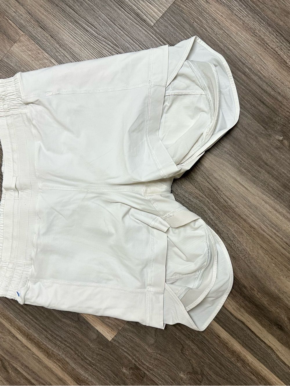 Lululemon Hotty Hot High Rise Skirt - Picture 6 of 8